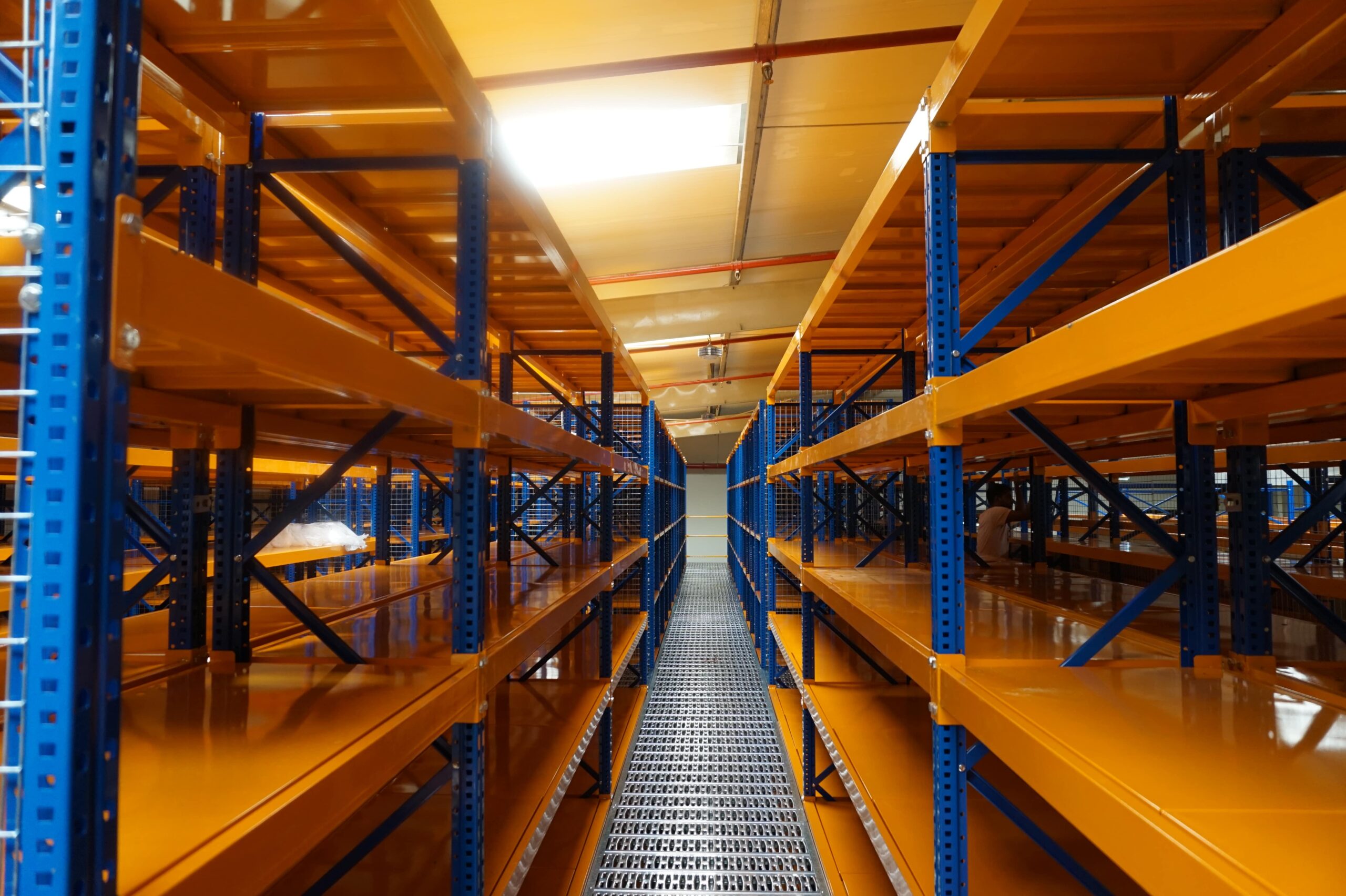 racking and Shelving companies in UAE by Souk Stores